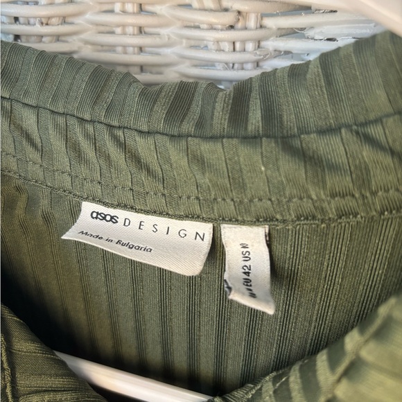 ASOS Olive Green Ribbed Button-Up Top - Picture 3 of 3
